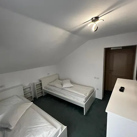 Casa Bujor De Munte Guest house *
