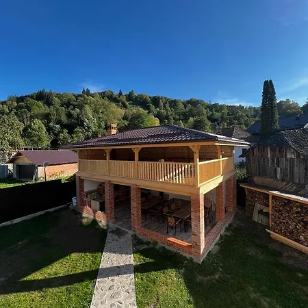 Guest house Casa Bujor De Munte